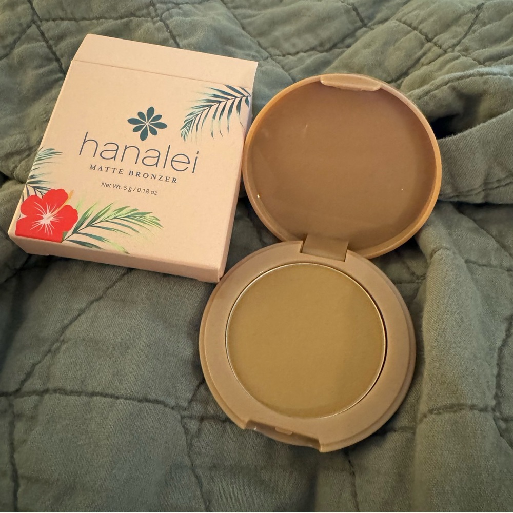 Hanalei Matte Bronzer NIB